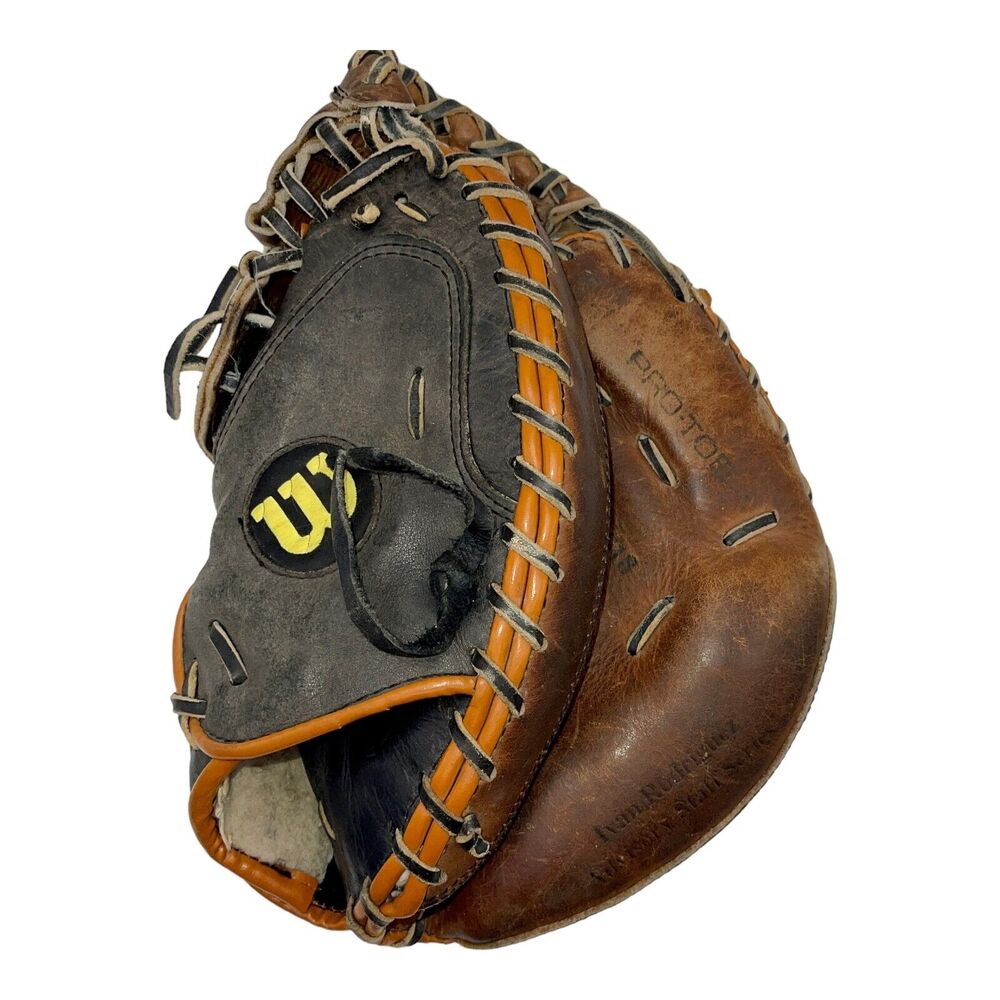 Wilson A2564 AS18 Ivan Rodriguez Baseball Catchers Mitt left